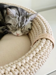 Coco Cat Bed Beige by Labbvenn