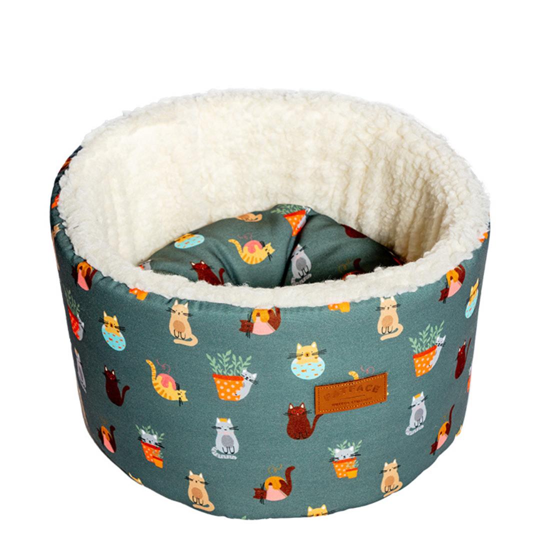 FatFace Mischievous Cats Cat Cosy Bed