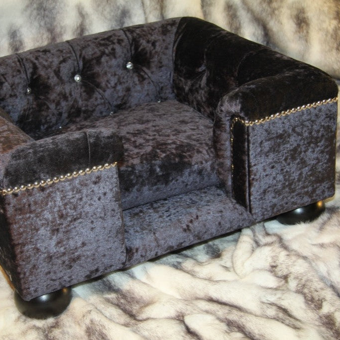 Sandringham Cat Chesterfield Ebony Crushed Velvet