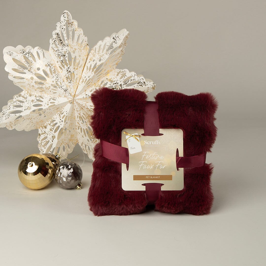 Scruffs Festive Fur Pet Blanket - Burgundy