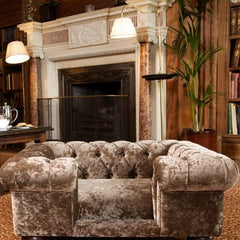 scotts_of_london_balmoral_cat_bed_chesterfield_truffle_crushed_velvet_3_2