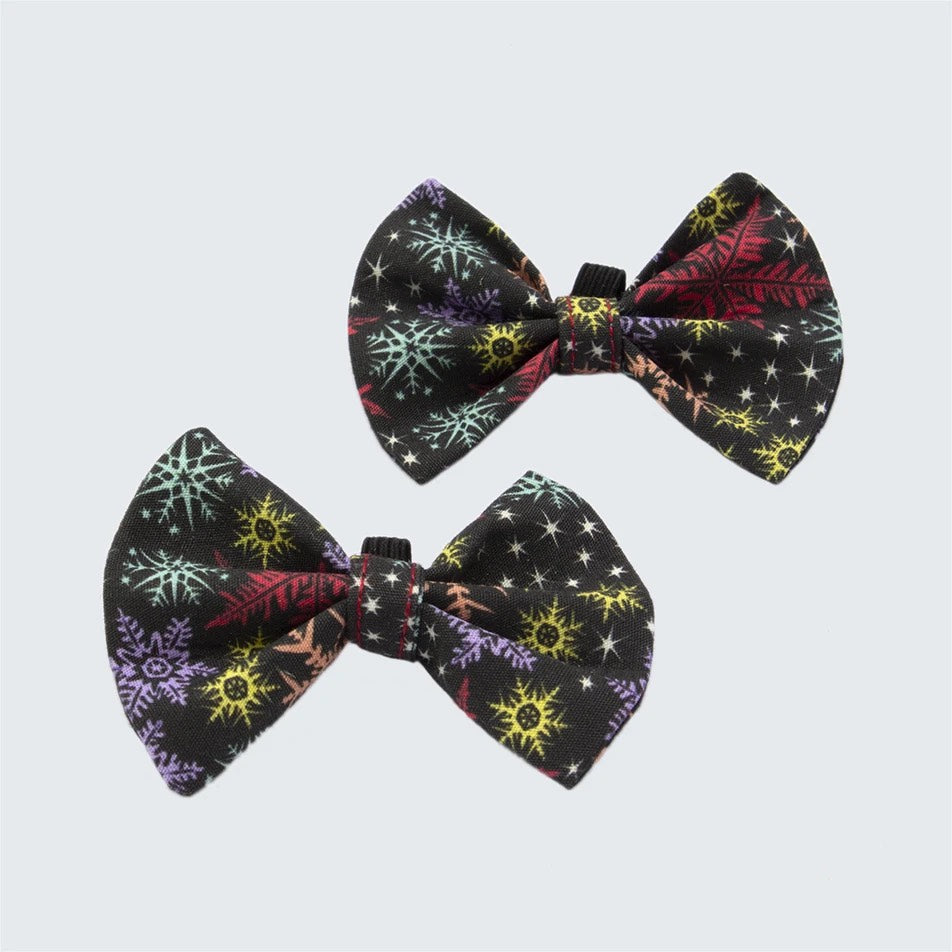 Christmas Snowflakes Cat Bow Tie