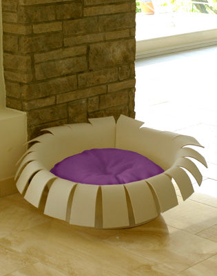 Luxury Crown Felt Cat Bed Cream Violet
