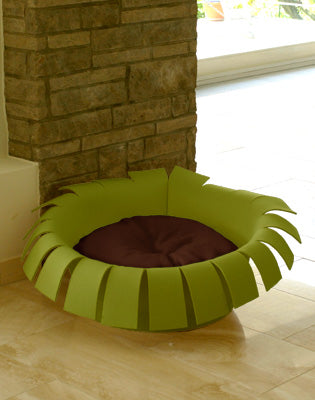Luxury Crown Felt Cat Bed Green Brown