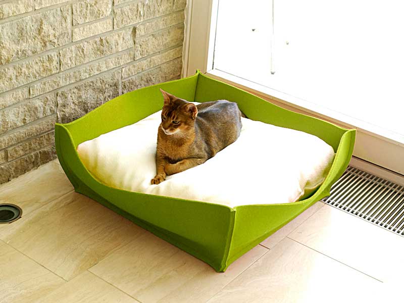 Luxury Felt Bowl Cat Bed Green Cream