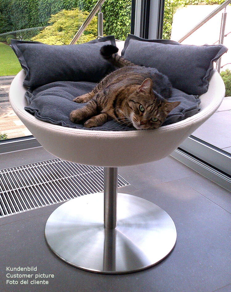 Luxury Cosmo Faux Leather Cat Bed
