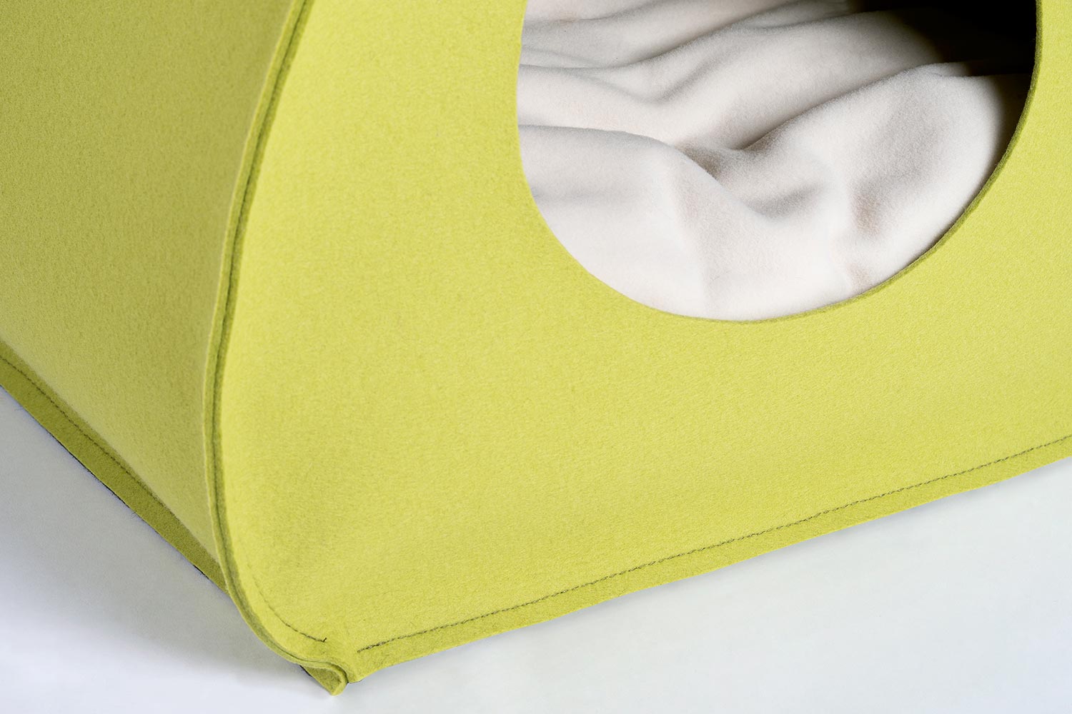 Luxury Pina Felt Cat Cave Bed