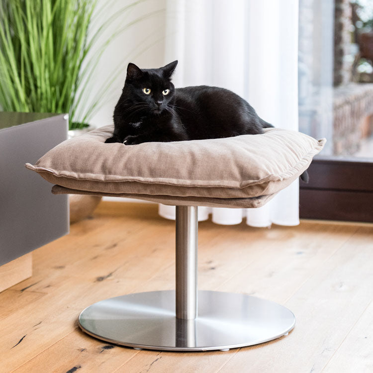 Luxury Poet Cat Bed Stand
