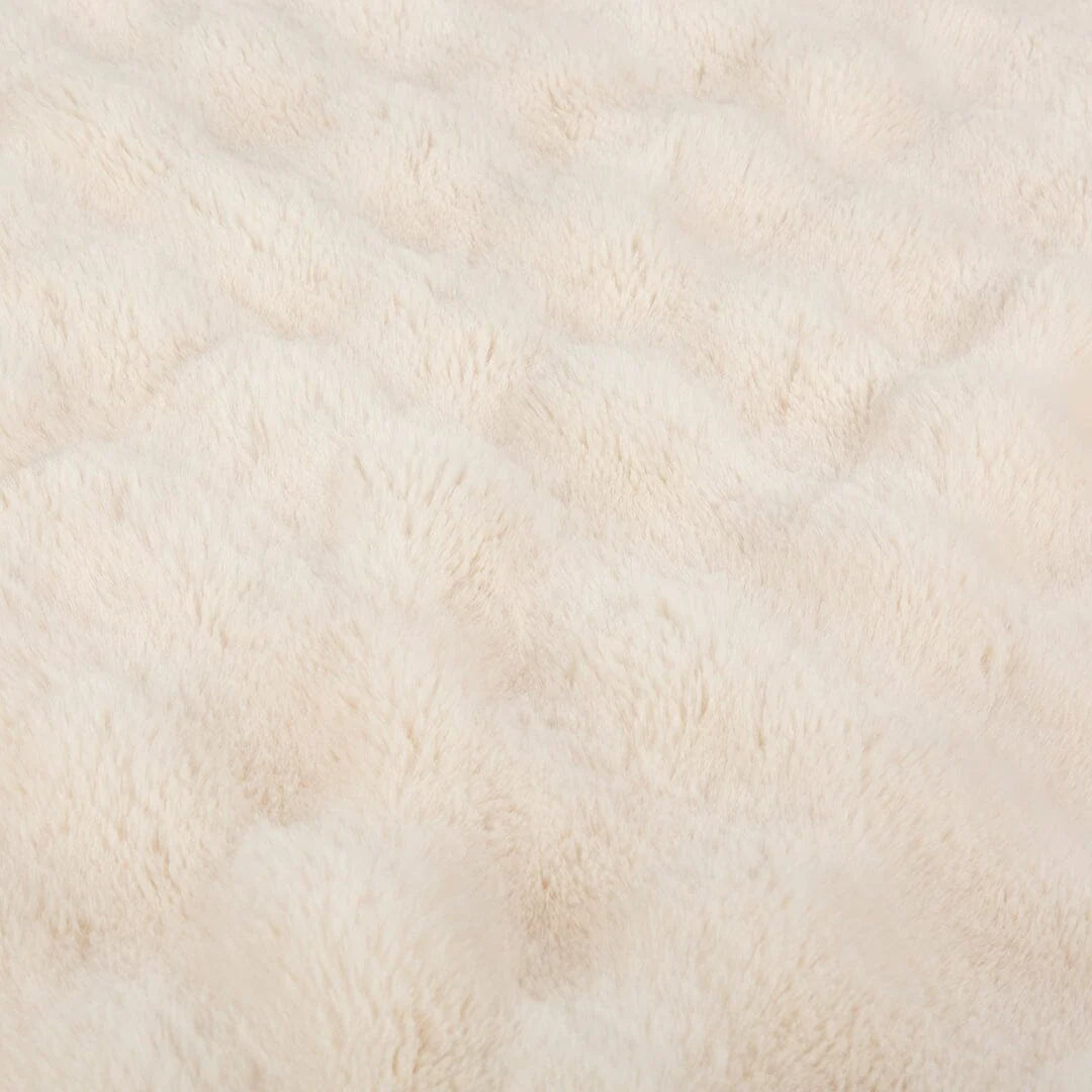 Scruffs Festive Fur Cat Bed - Cream